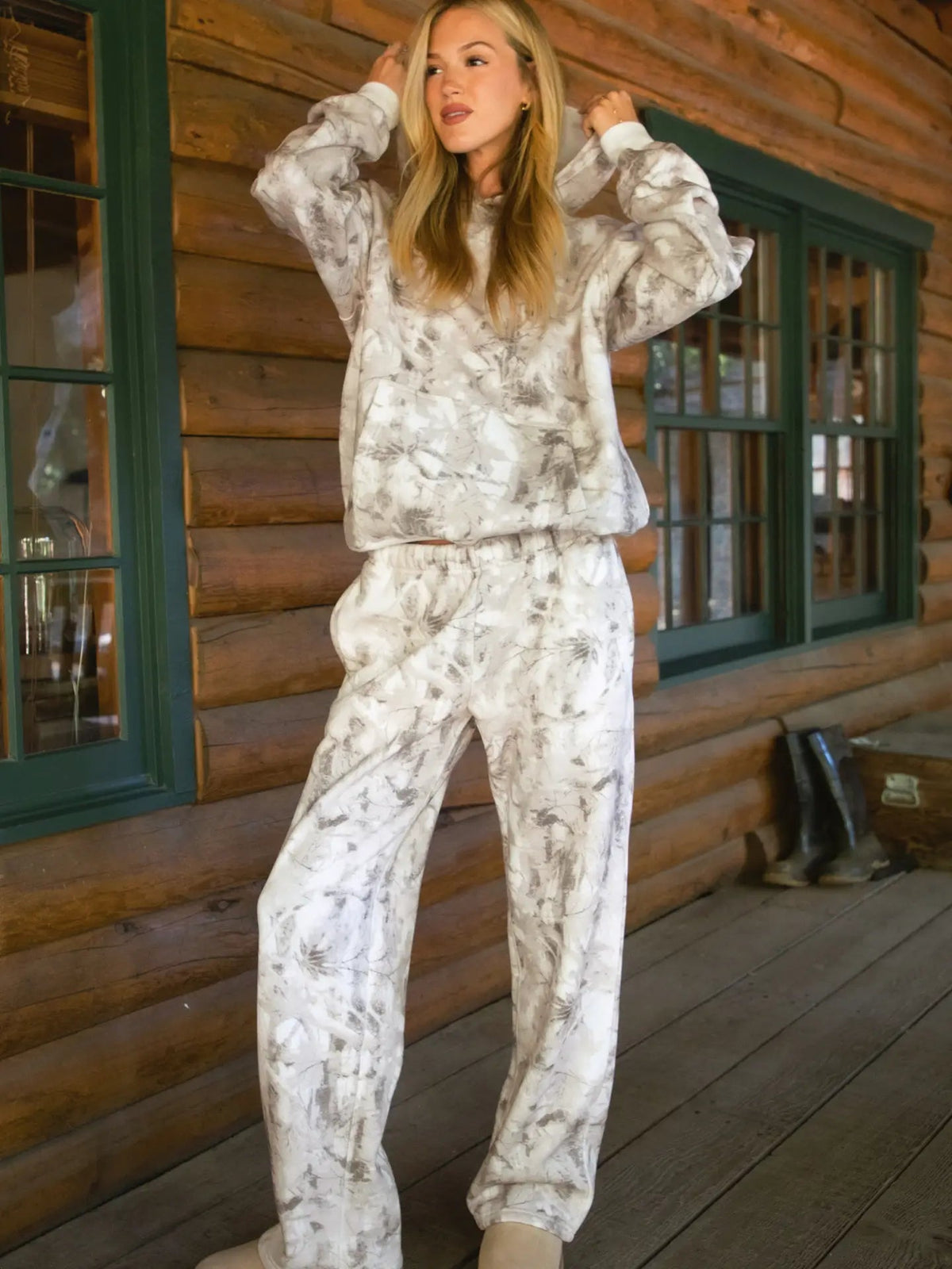 Briar Cloud Sweatpants Pants from Lilah Grace Boutique